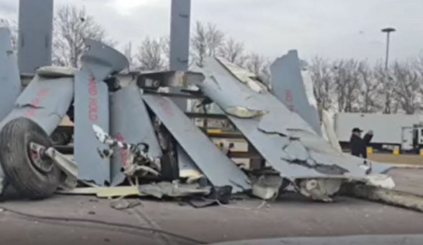 نمایش پهپادهای ساقط‌ شده اسرائیل در میدان آزادی