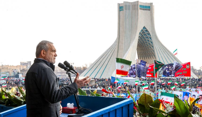 پزشکیان:دنیا ببیند که ایرانیان برای دفاع ازکشورشان به صحنه آمده‌اند/ ایران سرخم نخواهد کرد
