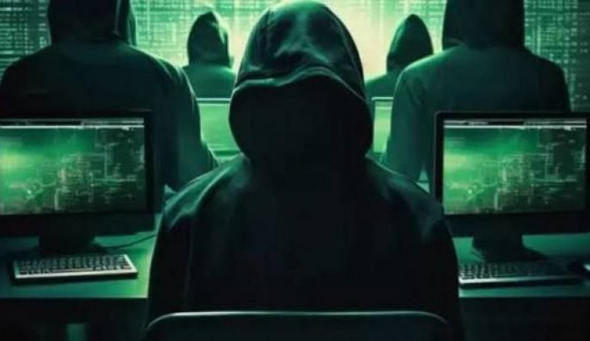 نفوذ سایبری به گروه واتساپ نظامیان در پایگاه «بلماخیم» 