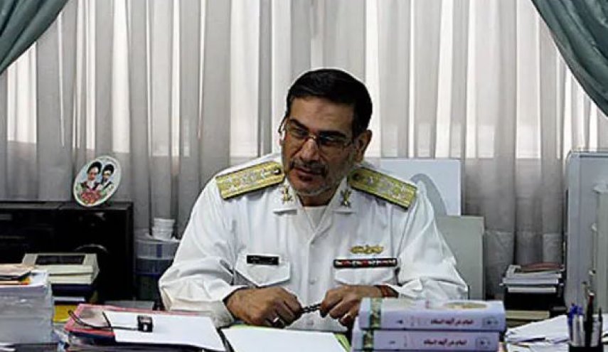 شمخانی: سامانه‌های موشکی ما جزو خطوط قرمز ما هستند