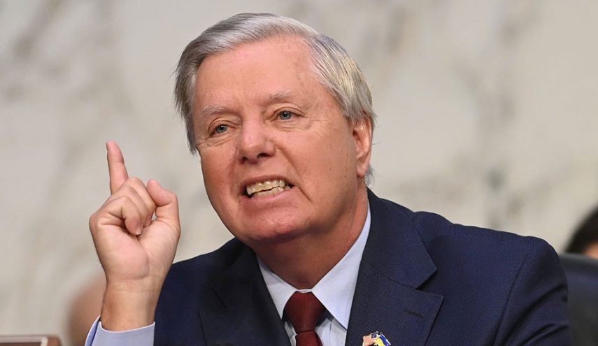 سيناتور أمريكي يهاجم قادة دول خليجية بسبب إيران