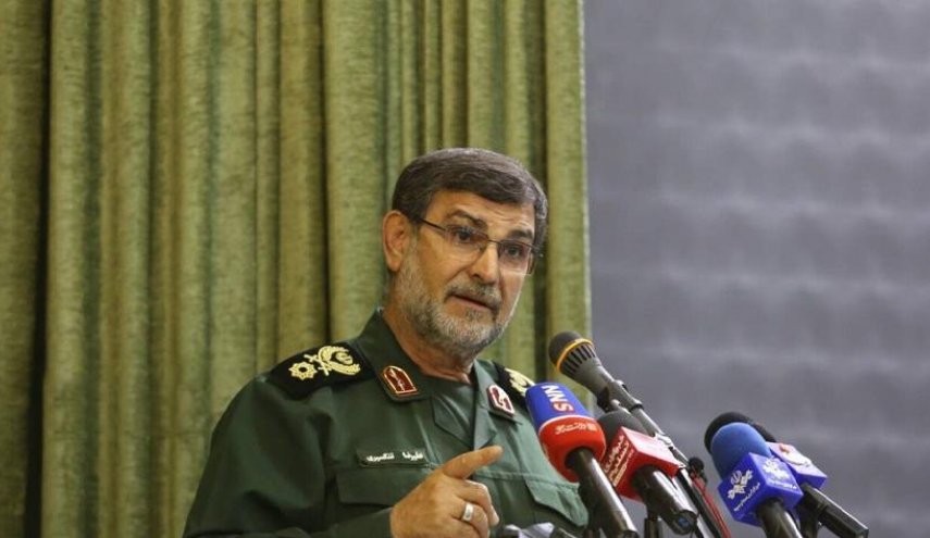 تنكسيري: إشراف استخباراتي شامل على مضيق هرمز برا وبحرا وجوا