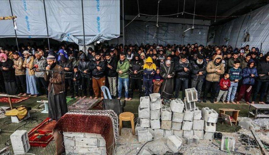 میان آوار و امید؛ مردم غزه نخستین شب‌ رمضان پس از نسل‌کشی را با نور تراویح روشن کردند 