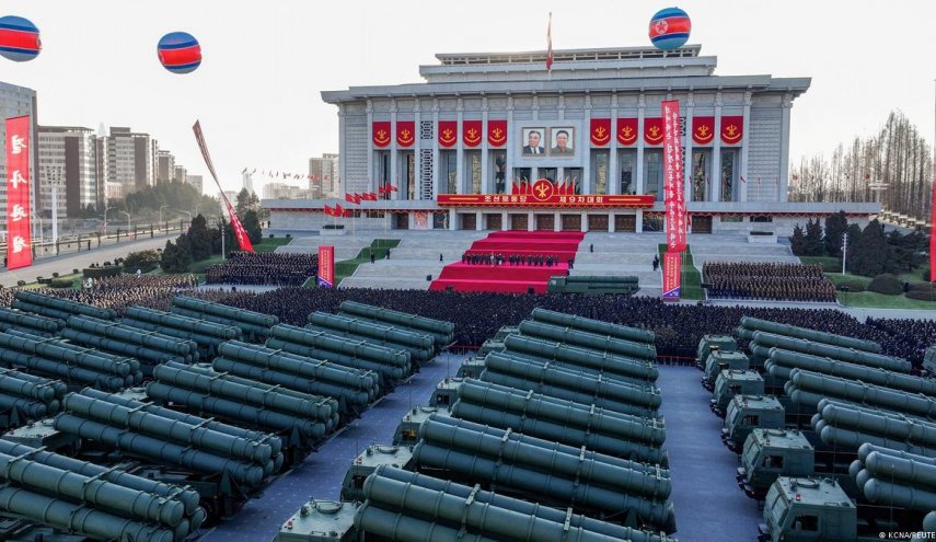 کره شمالی از غول موشکی رونمایی کرد