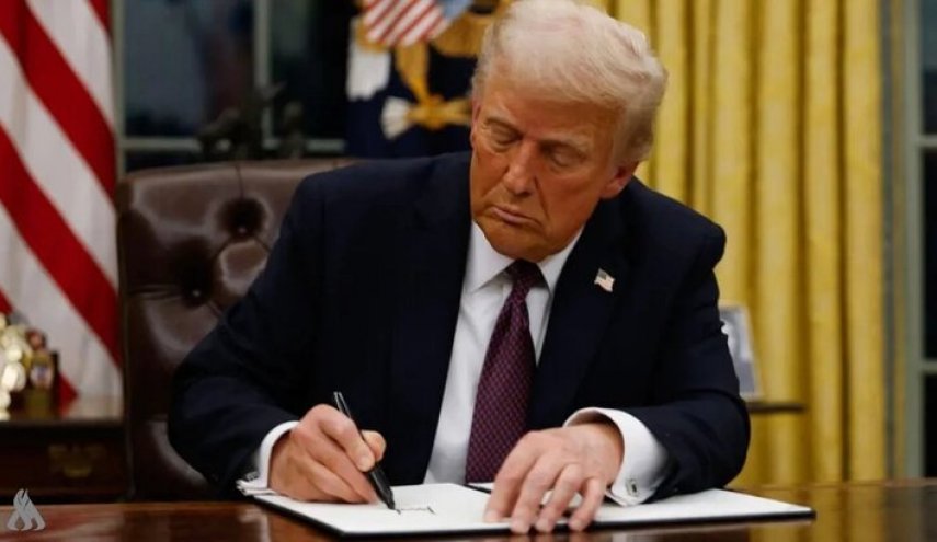 ترامپ تحریم‌های روسیه را یک سال دیگر تمدید کرد