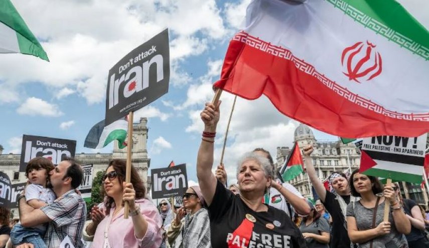 مخالفت اکثریت مردم انگلیس با استفاده آمریکا از پایگاه‌های نظامی این کشور علیه ایران