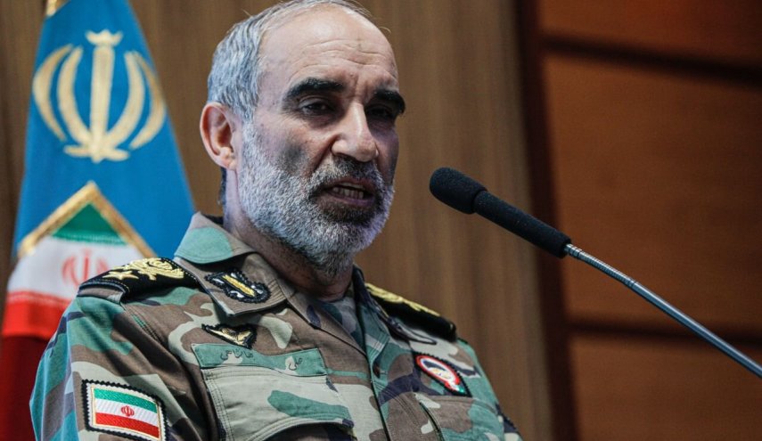 تمامی تحرکات دشمنان در مرزهای کشور لحظه به لحظه رصد و پایش می‌شود