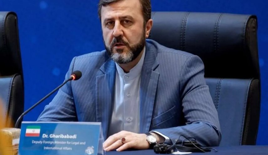 غریب آبادی عازم ژنو شد