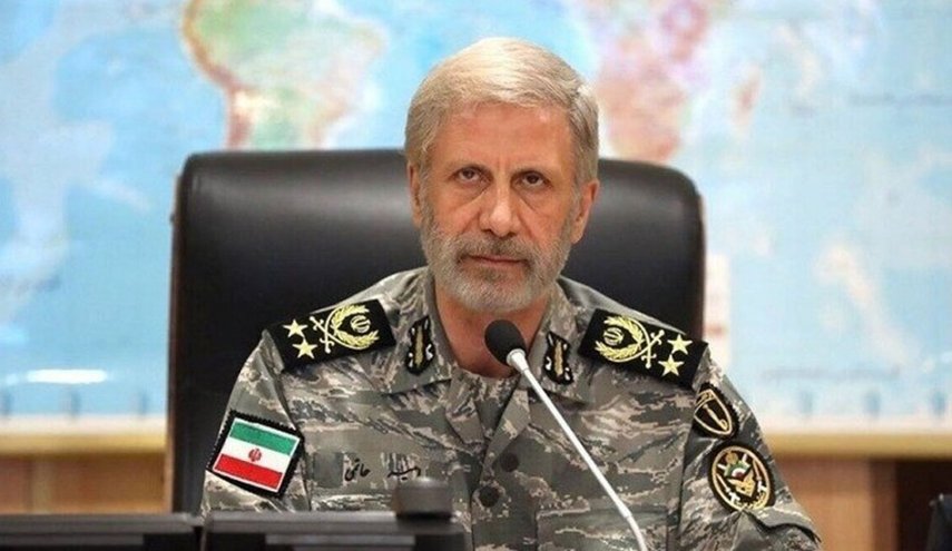 الجيش الإيراني يؤكد جاهزيته الكاملة في مواجهة أي حرب مركبة