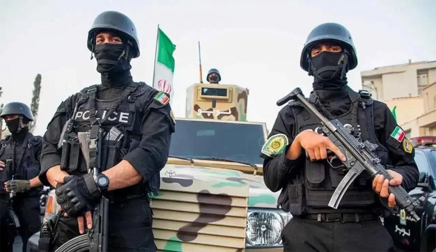 إيران تفكك شبكة إرهابية جنوب شرق البلاد.. مقتل 3 واعتقال 8