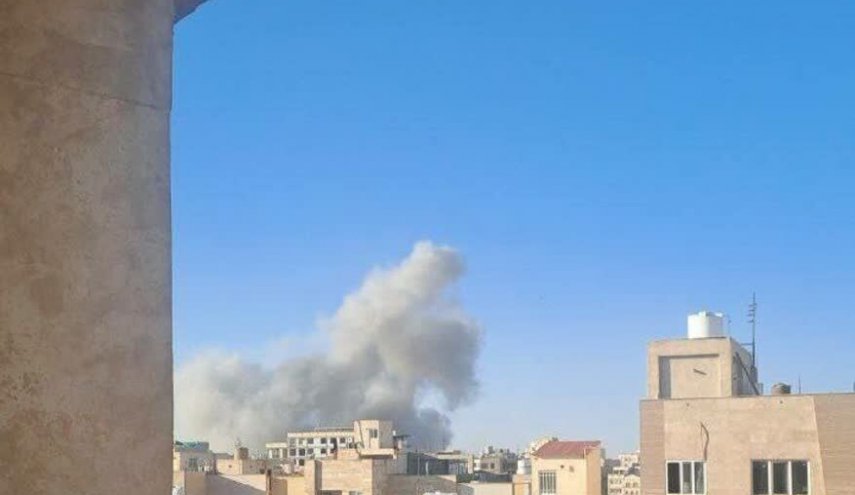 حمله دشمنان متجاوز به ساختمانی در شهر قم