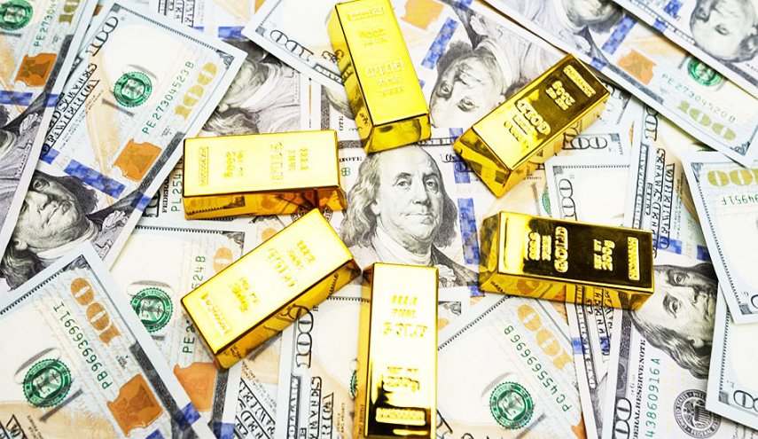 الذهب يرتفع مع تراجع الدولار وسط توترات الشرق الأوسط