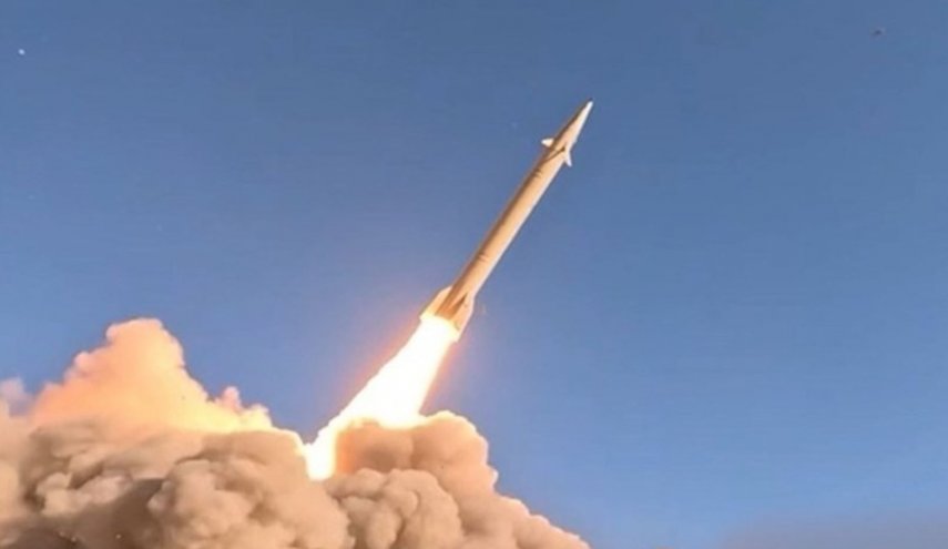 موشک‌های سوخت جامد و مایع نسل جدید سپاه در موج بیست‌‌وسوم وعده صادق4