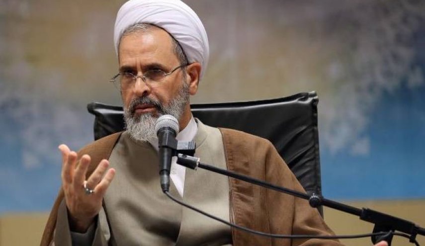 آیت الله اعرافی: هرکشوری برای مصون ماندن باید راه استفاده دشمن از خاک خود را ببندد