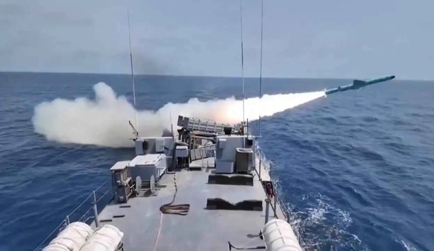 العميد فدوي: لدينا صواريخ تُطلق من تحت الماء سرعتها 100 متر في الثانية