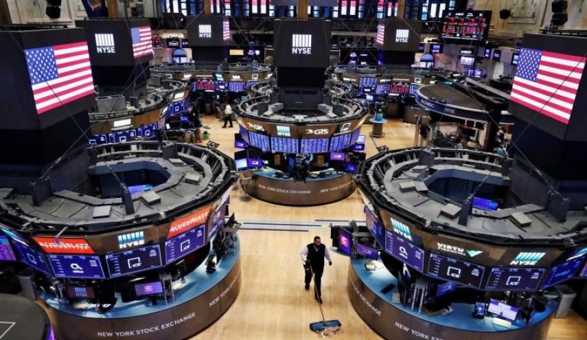 مؤشرات الأسهم الأمريكية تغلق تداولاتها على انخفاض 