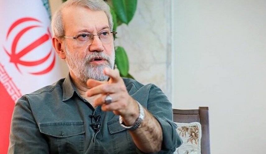 لاریجانی: پیروزی تاریخی مردم ایران بر باقی‌ماندگان جزیره اپستین نزدیک است