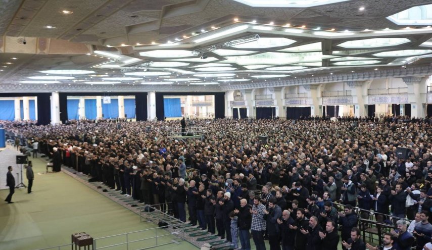 اقامه نماز عید سعید فطر در مصلای امام خمینی(ره)