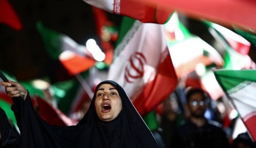 اذعان رویترز به وحدت ایرانیان در سایه جنگ آمریکایی-صهیونی