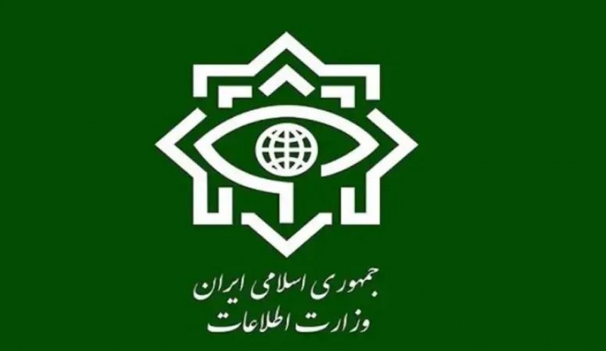 کشف تجهیزات پیشرفته جاسوسی و بازداشت چندین تروریست تجزیه‌طلب در آذربایجان‌غربی