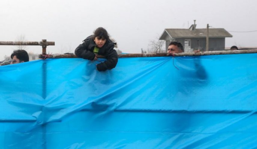 حمله دشمنان متجاوز به خطوط زمینی در غرب قم/ تردد در جاده‌های استان در جریان است