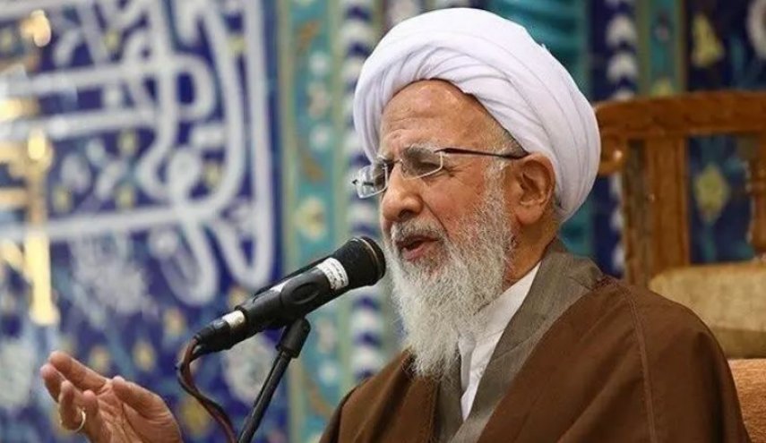آیت‌الله جوادی آملی: خدا با نظام اسلامی است و هیچ جای شکست نیست