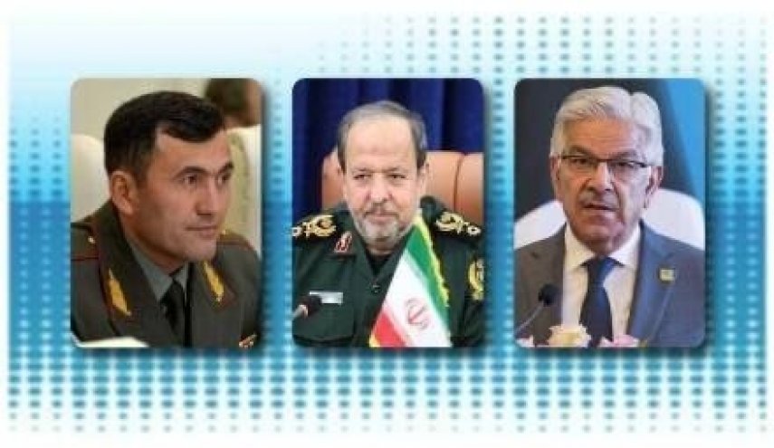 سرپرست وزارت دفاع با وزرای دفاع پاکستان و تاجیکستان گفت‌وگو کرد