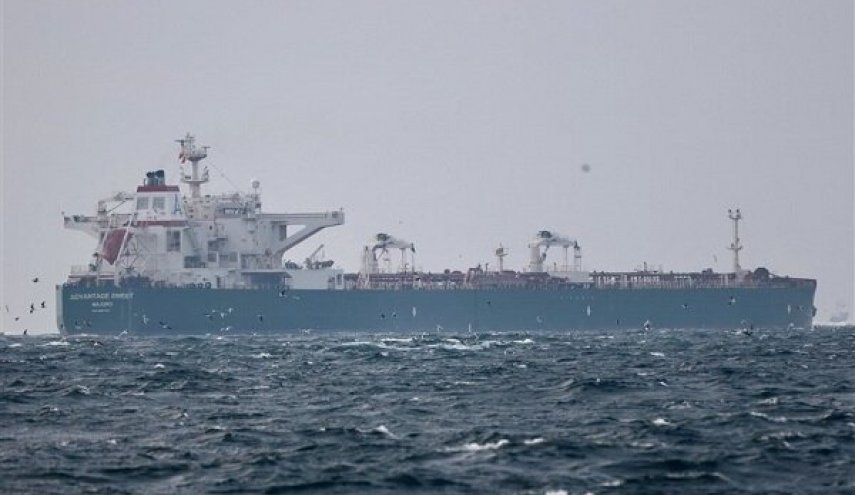 نفتکش ایرانی با حمایت عملیاتی ارتش وارد آب‌های سرزمینی شد