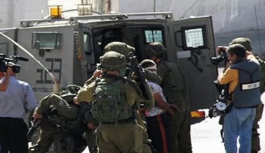 بازداشت ۳۰ فلسطینی در شرق رام‌الله؛ یورش ۶۴۲ شهرک‌نشین به مسجدالاقصی