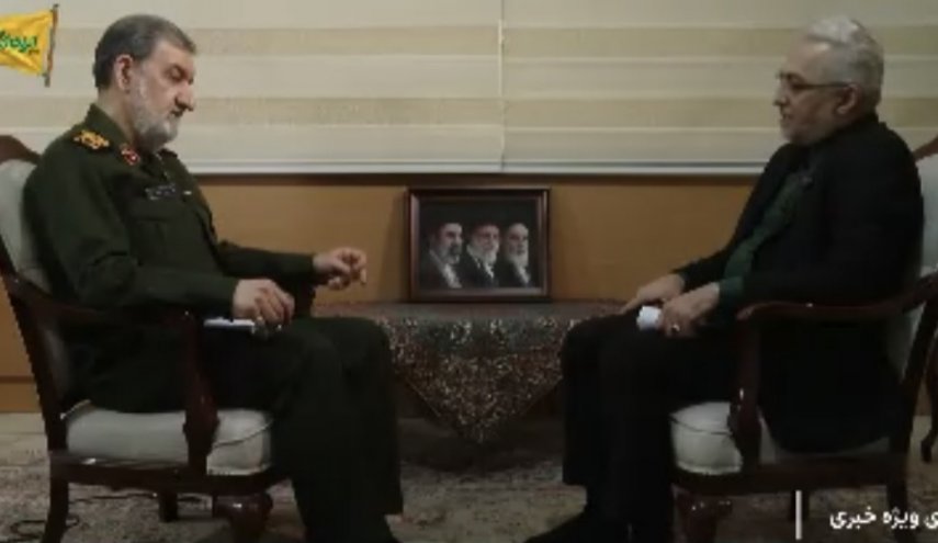 سرلشکر رضایی: کم‌ضررترین راهکار برای آمریکا پذیرفتن شروط ۱۰گانه ایران است/ دشمن خطا کند، از آنها اسیر می‌گیریم