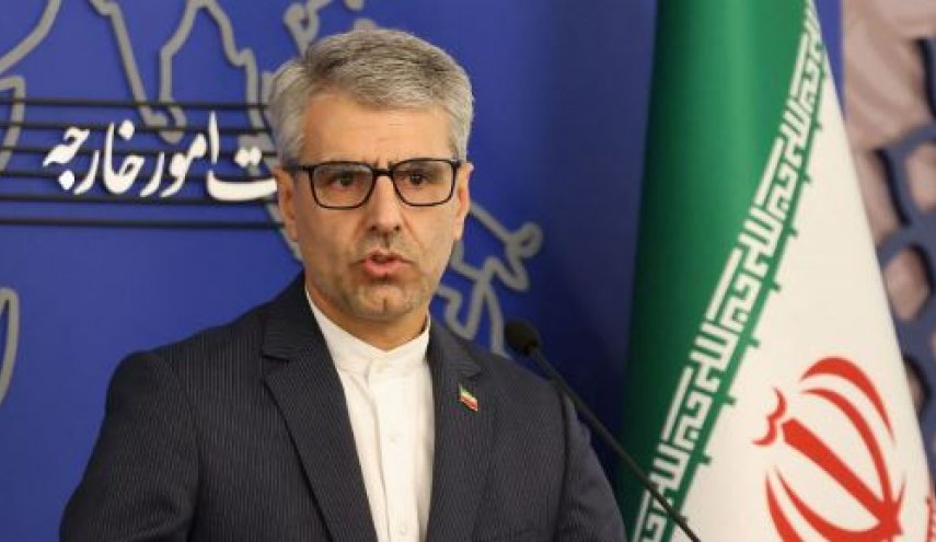 بقائی: مذاکره با دیکته و اخاذی تفاوت دارد