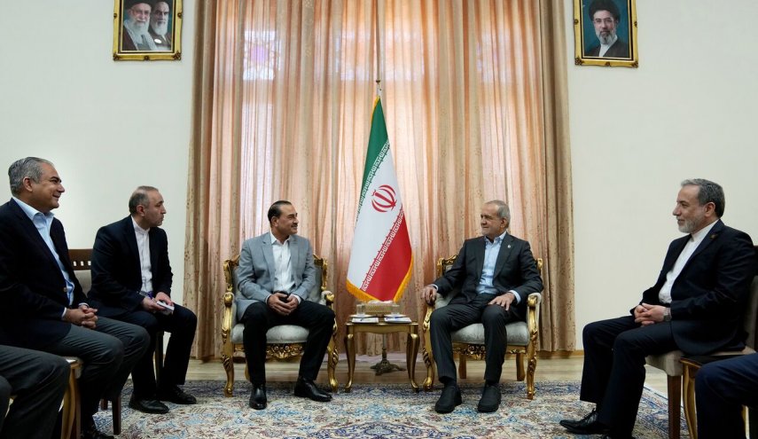 فرمانده ارتش پاکستان با پزشکیان دیدار کرد