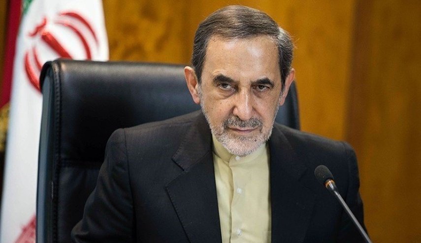 ولایتی: ضامن عینی بقای توافق، تنگه هرمز است