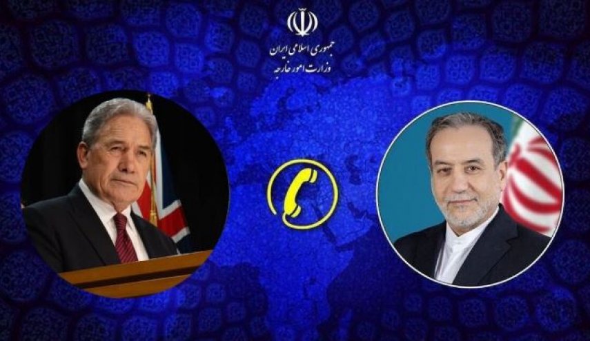 عراقچی با وزیر امور خارجه نیوزلند گفت‌وگو کرد