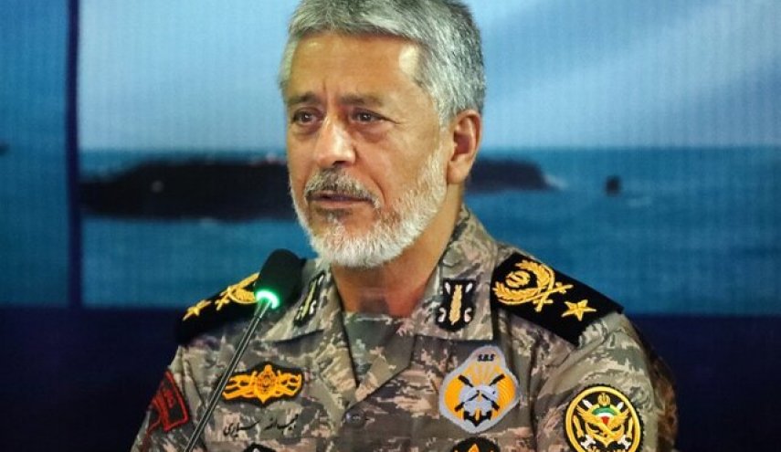 دریادار سیاری: هرگز به سمت تولید سلاح کشتار جمعی نخواهیم رفت/قدرت ما در تنگه هرمز حاکم است
