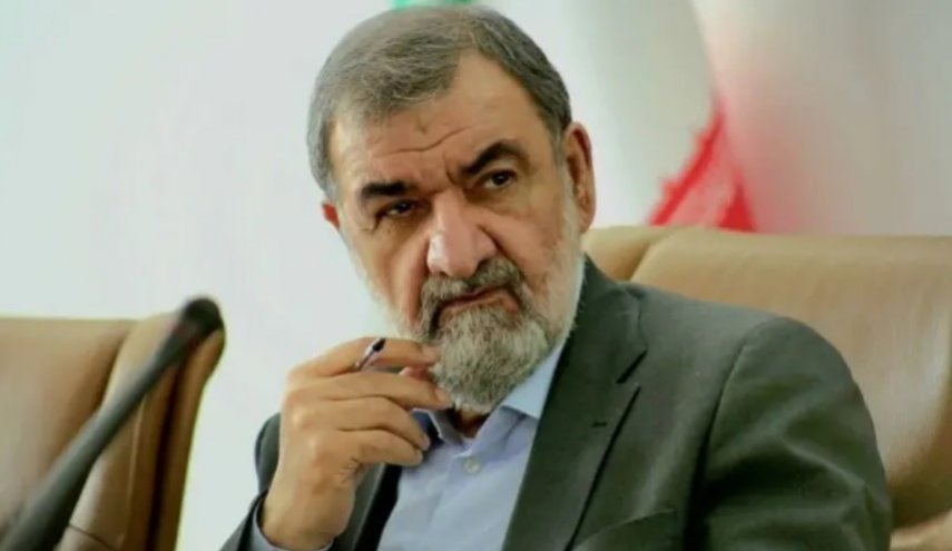 سرلشکر رضایی: آمریکا از سر استیصال اصرار به مذاکره دارد