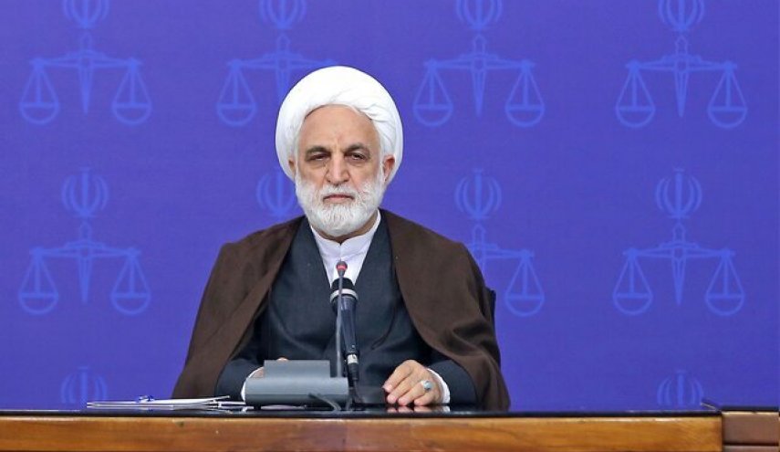 ادعای حمایت آمریکایی‌ها از حقوق‌بشر مضحک است