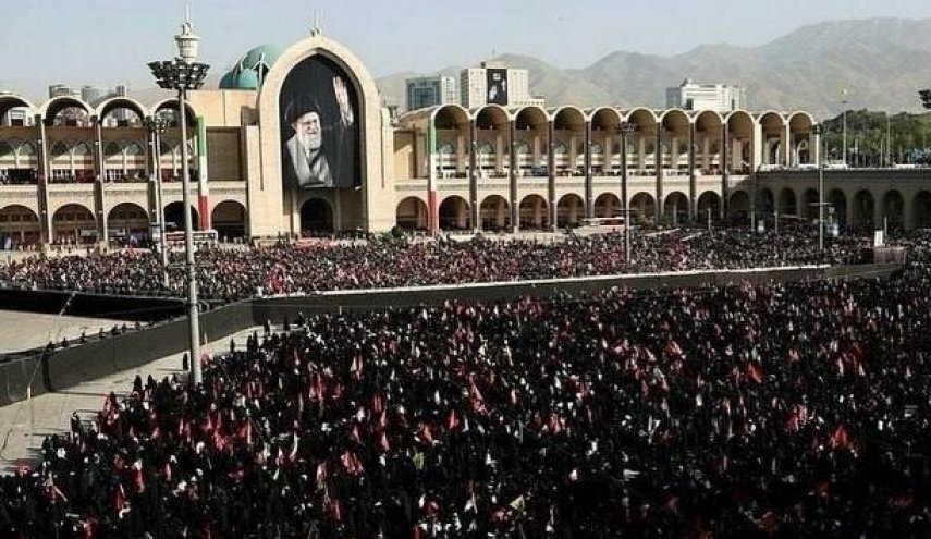 سی‌ان‌ان: تهران برای بزرگ‌ترین مراسم تشییع آماده می‌شود