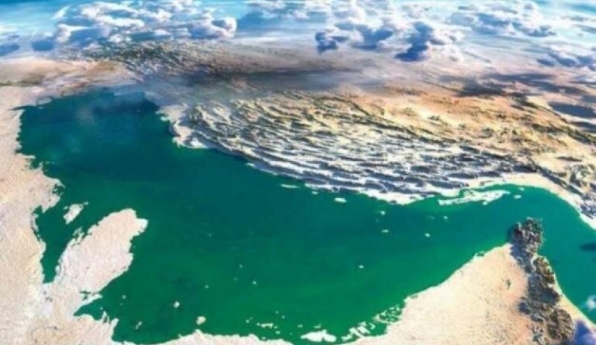 تردد در تنگه هرمز مطابق ترتیبات ایرانی انجام می‌شود