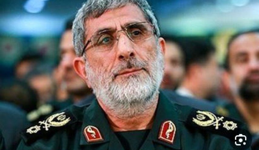  حضور سردار قاآنی در فرودگاه نجف