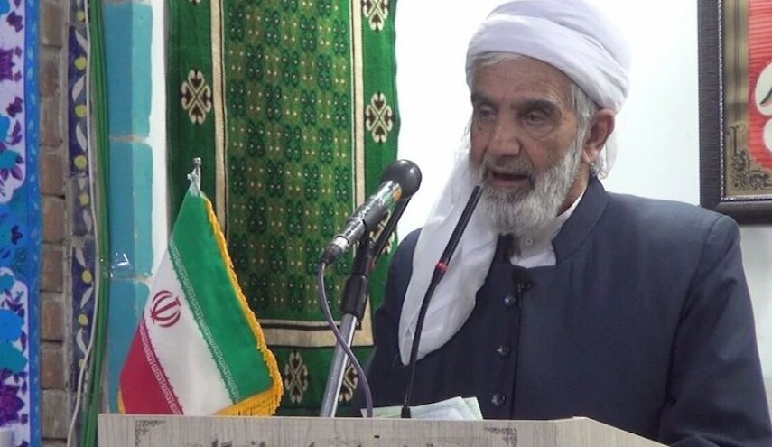 امام جمعه سنندج: مراسم باشکوه بدرقه رهبر شهید نماد وحدت و یکدلی بود
