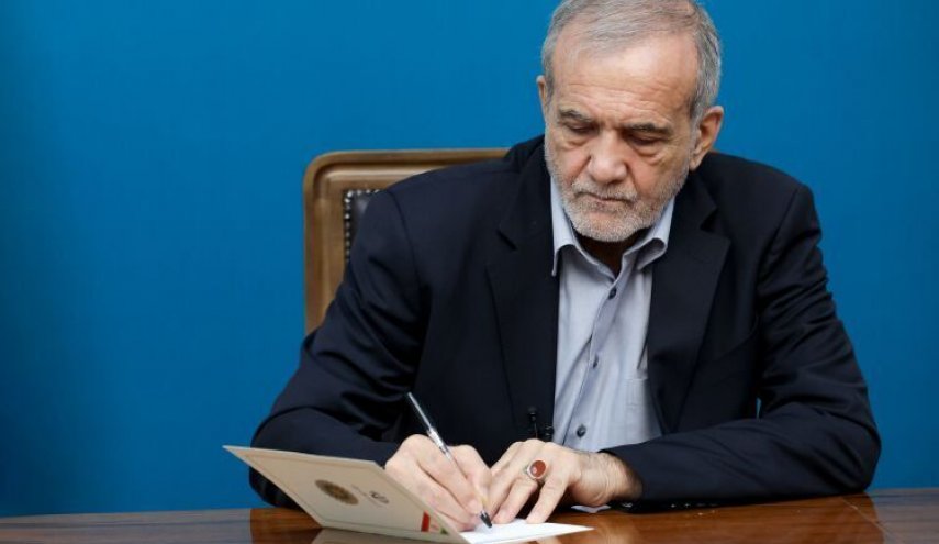 پزشکیان: شیخ حمد بن خلیفه آل‌ثانی نقش مؤثری در گسترش روابط ایران و قطر ایفا کرد