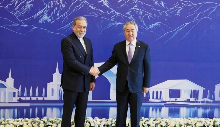 حضور عراقچی در اجلاس وزیران امور خارجه شانگهای