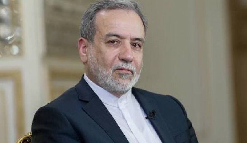 عراقچی در تماس با وزیرخارجه اوکراین: باید خسارات به‌ منافع ما جبران شود
