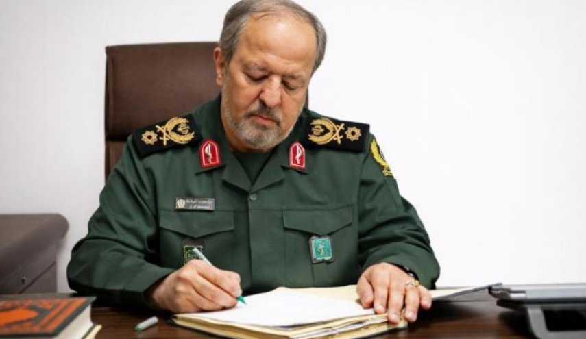 سردار ابن الرضا: خون شهدا درخت تنومند و توانمند دفاعی ایران را استوارتر می‌کند