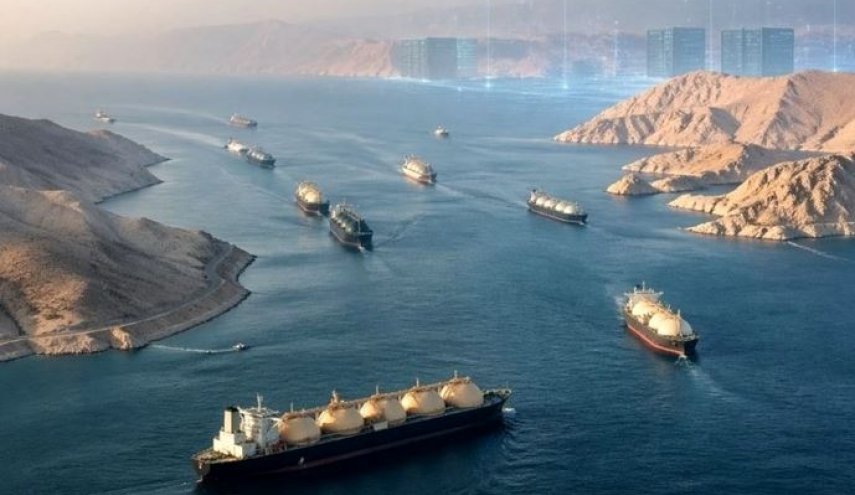 تحلیلگر عرب: نقش جهانی تنگه راهبردی هزمز بی بدیل است