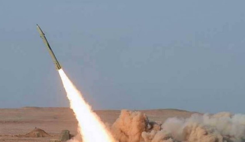 خبرهایی از حمله موشکی یمن به مواضع عربستان در جازان