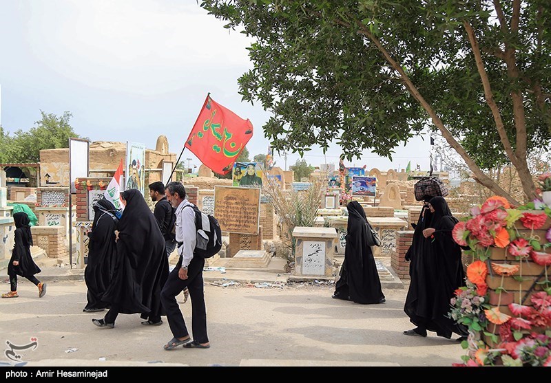 آغاز پیاده روی اربعین حسینی از قبرستان وادی السلام