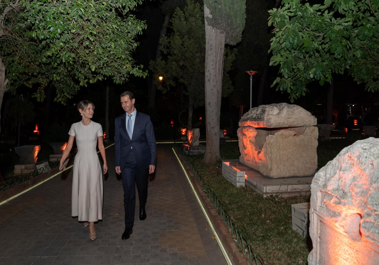 الرئيس الأسد وعقيلته يشاركان في احتفالية بالمتحف الوطني بدمشق (صور)