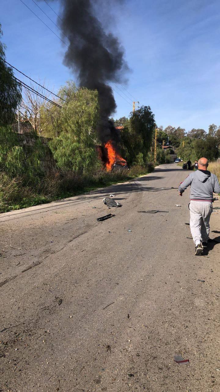 مسيرة للاحتلال تقصف سيارة في بلدة خربة سلم جنوبي لبنان